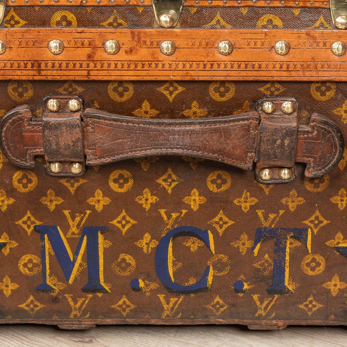 Louis Vuitton Cabine Koffer des 20. Jahrhunderts aus Monogramm-Leinwand, Frankreich, um 1930 im Angebot 15