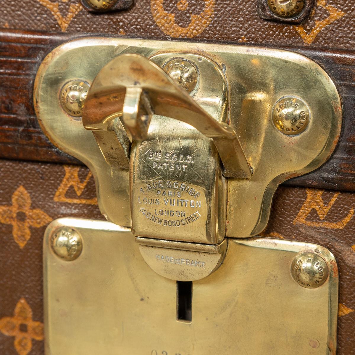 20th Century Louis Vuitton Cabin Trunk in Monogram Canvas, Paris, C.1930 14