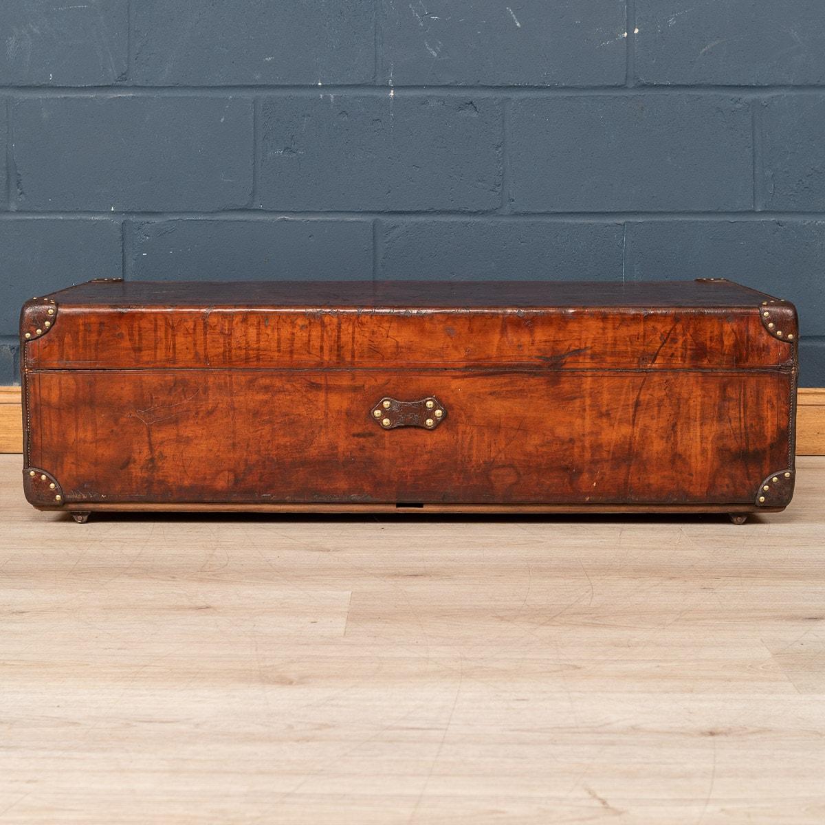 20th Century Louis Vuitton Cabin Trunk In Natural Cow Hide, Paris, c.1910 In Good Condition For Sale In Royal Tunbridge Wells, Kent