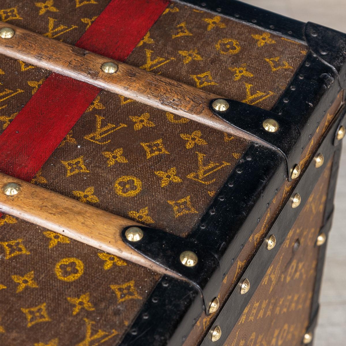 20th Century Louis Vuitton Courier Trunk In Monogram Canvas, France c.1910 For Sale 10