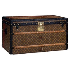 20th Century Louis Vuitton Courier Trunk In Monogram Canvas, France c.1910