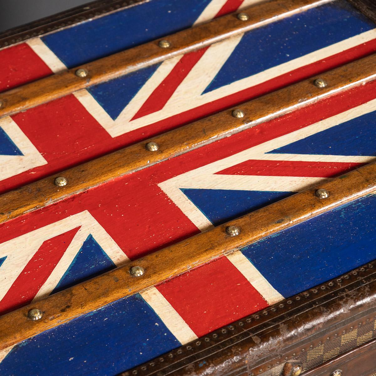 20th Century Louis Vuitton Courier Trunk with a Union Jack Top, Paris, C.1950 6