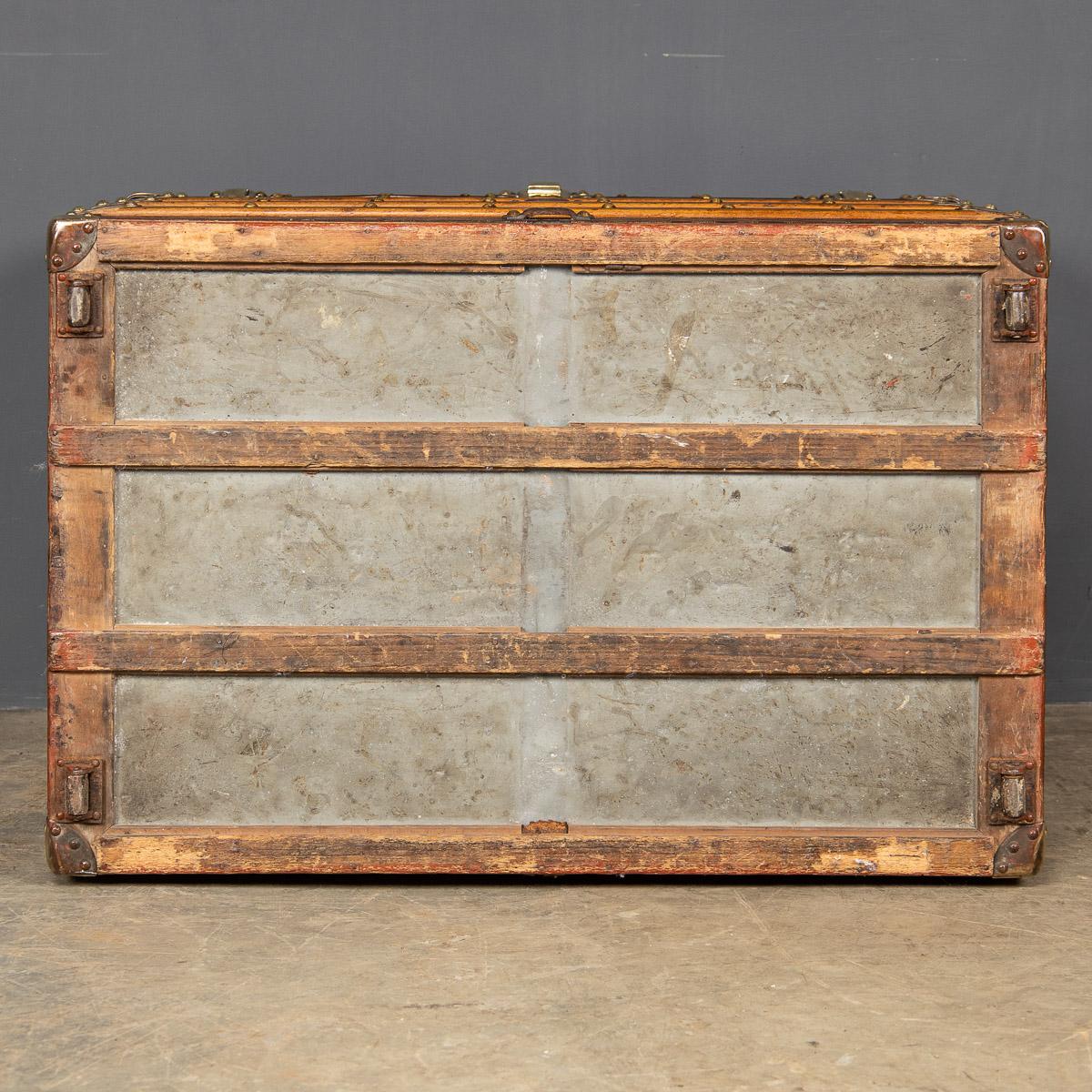 20th Century Louis Vuitton Courier Trunk with a Union Jack Top, Paris, C.1950 In Good Condition In Royal Tunbridge Wells, Kent