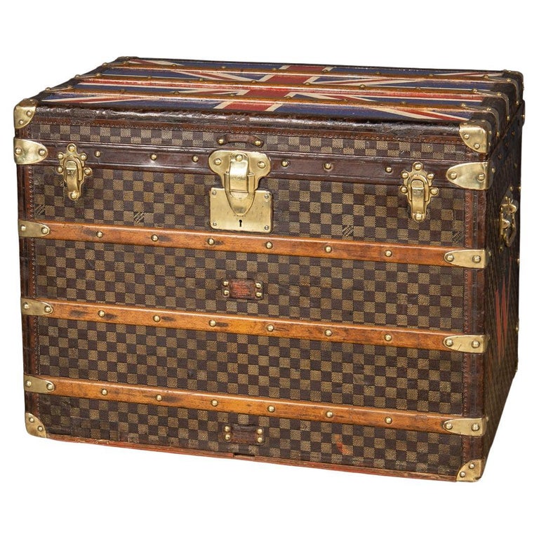 Louis Vuitton First Serie Damier Trunk, 1880s  Louis vuitton handbags  neverfull, Louis vuitton trunk, Louis vuitton suitcase