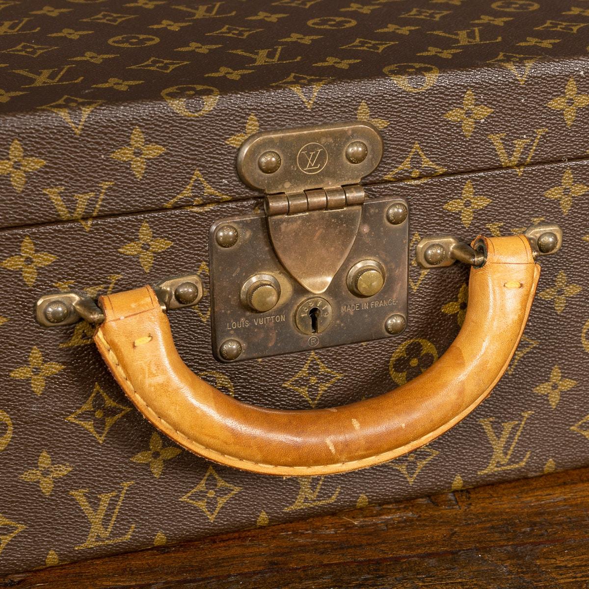 20th Century Louis Vuitton Custom Fitted Watch Case, France 7
