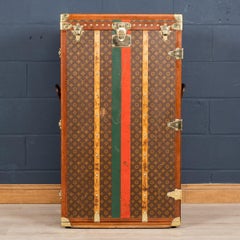 20th Century Louis Vuitton "Lily Pons" Trunk in Monogrammed Canvas, circa 1940