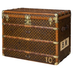 Baule "Malle Haute" Louis Vuitton del XX secolo in tela Monogram, Francia, 1920 ca.