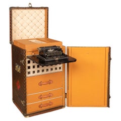 20th Century Louis Vuitton "Malle Secretaire" Trunk, Paris, circa 1920