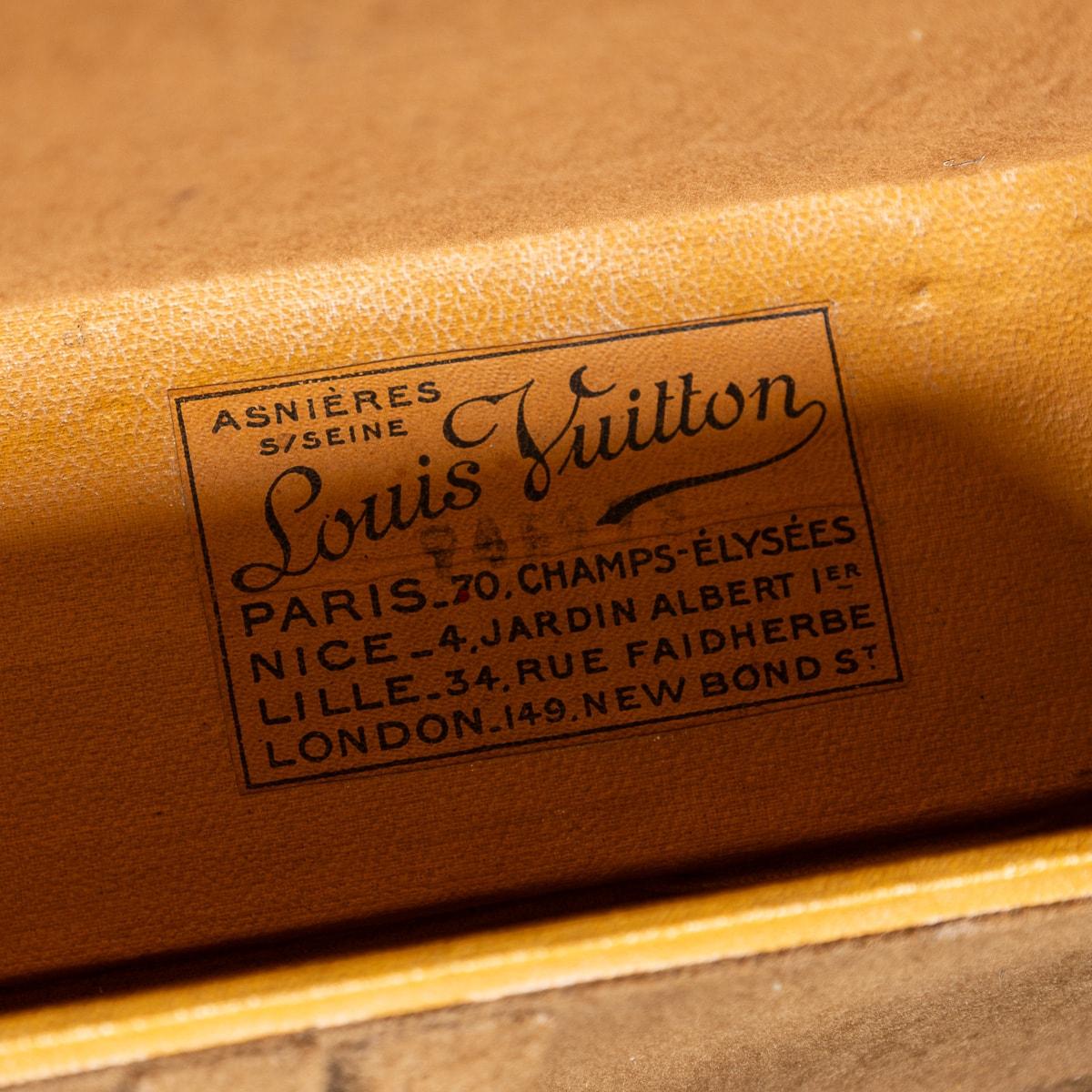 20th Century Louis Vuitton Shoe Trunk, France c.1930 For Sale 5