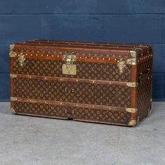 20th Century Louis Vuitton Shoe Trunk, France c.1930