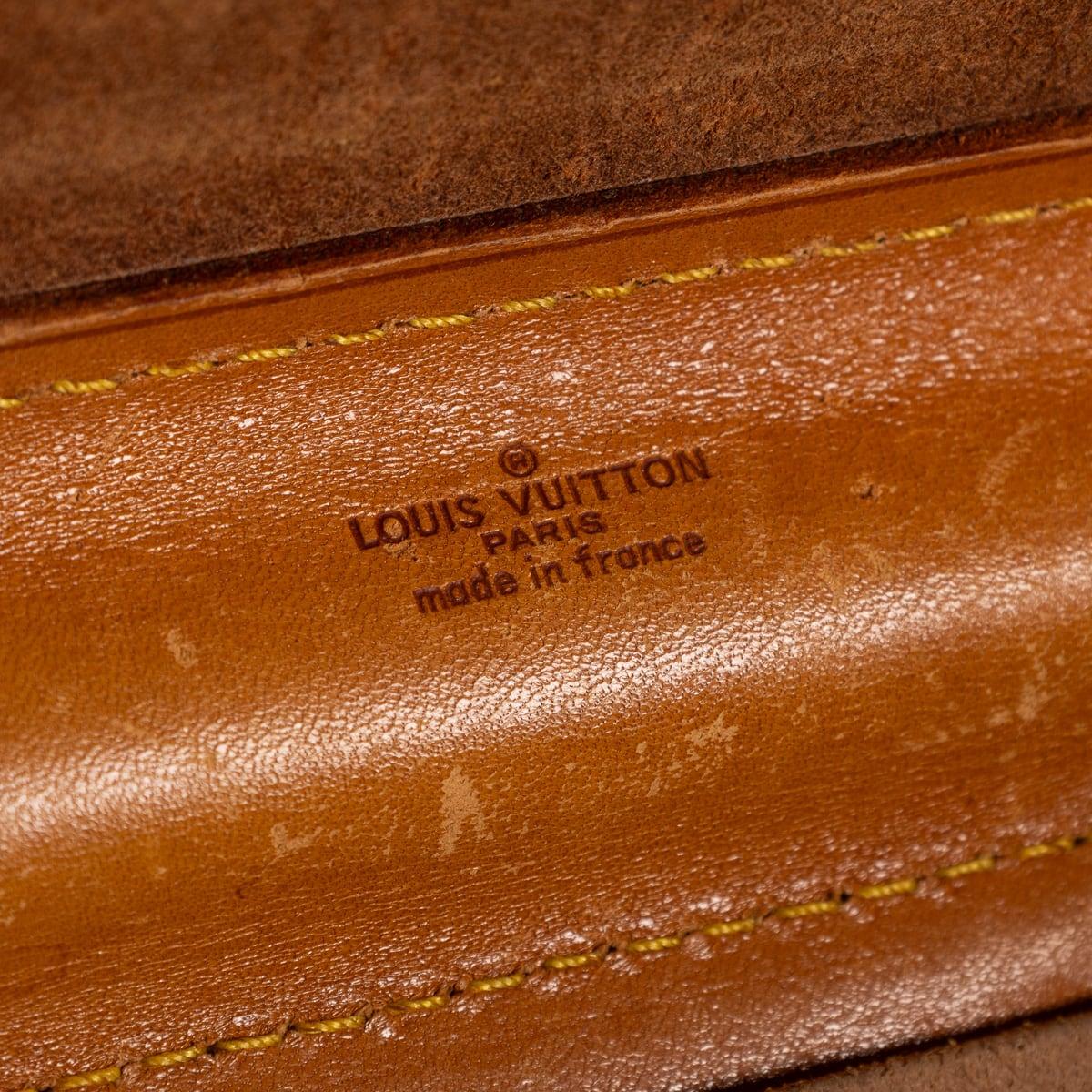 20th Century Louis Vuitton Steamer 35 Bag In Monogram Canvas, Made In France For Sale 9