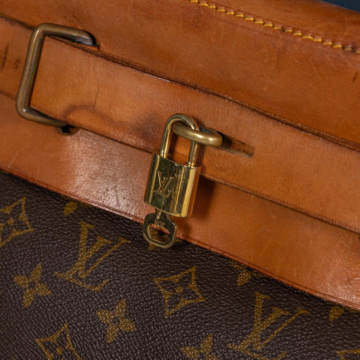 20th Century Louis Vuitton Steamer 35 Bag In Monogram Canvas, Made In France For Sale 9