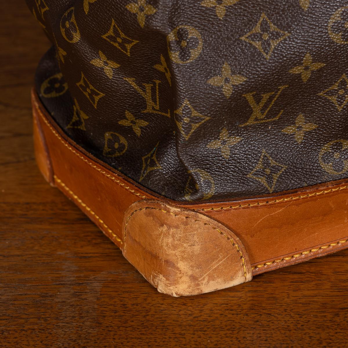Louis Vuitton Steamer 35 Tasche aus Segeltuch mit Monogramm aus dem 20. Jahrhundert, hergestellt in Frankreich im Angebot 9