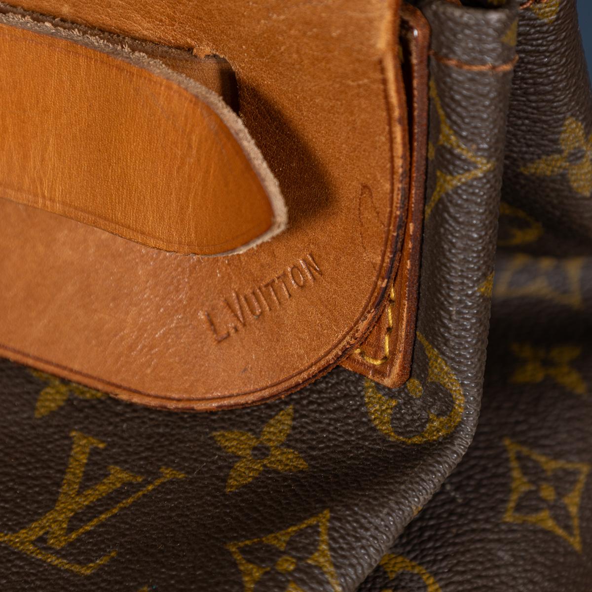 Louis Vuitton Steamer 35 Tasche aus Segeltuch mit Monogramm aus dem 20. Jahrhundert, hergestellt in Frankreich im Angebot 11