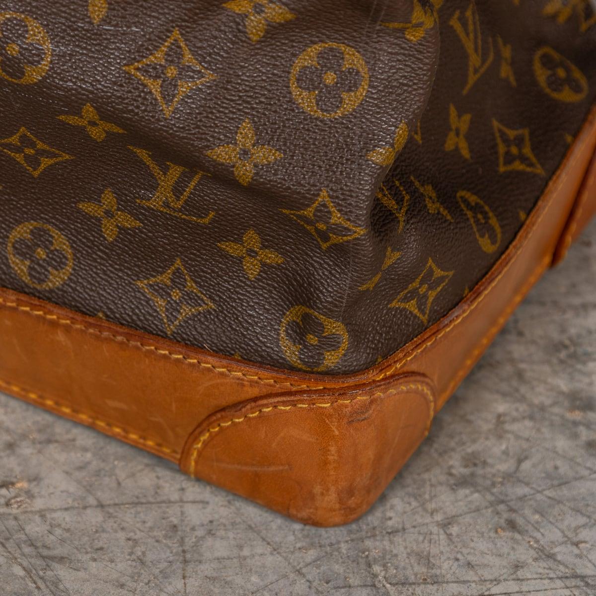 20th Century Louis Vuitton Steamer 35 Bag In Monogram Canvas, Made In France For Sale 12