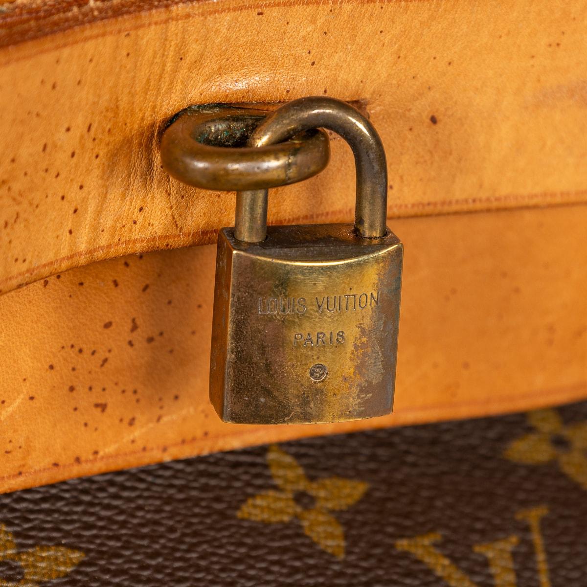 20th Century Louis Vuitton Steamer 35 Bag In Monogram Canvas, Made In France For Sale 13