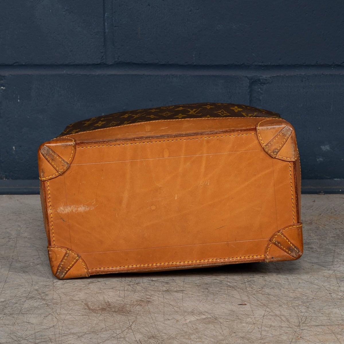Brass 20th Century Louis Vuitton Steamer 35 Bag In Monogram Canvas, Made In France For Sale