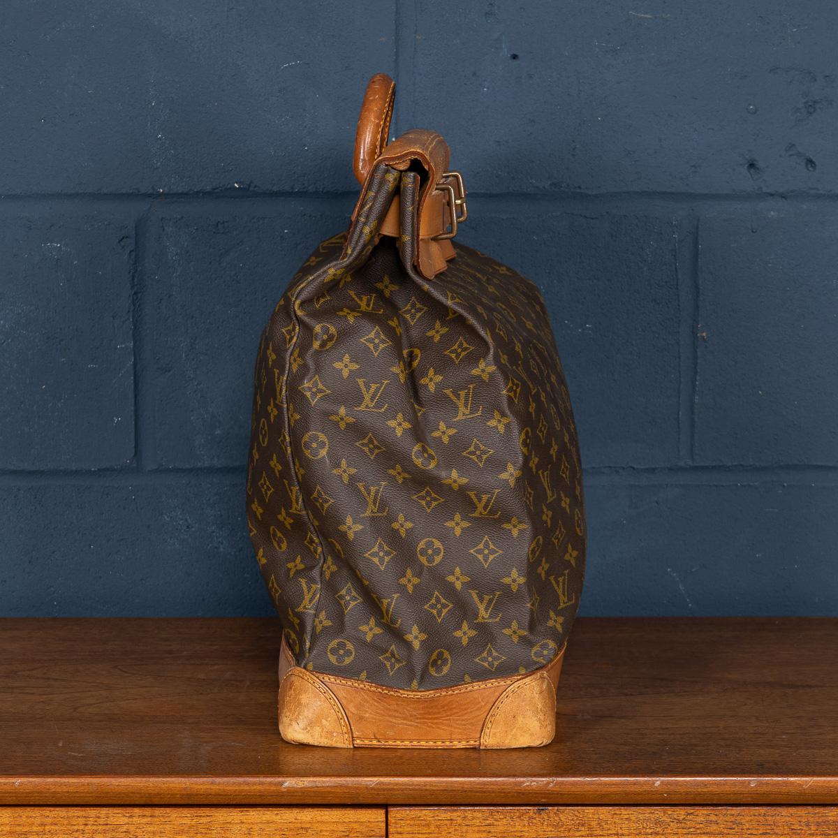 Louis Vuitton Steamer 35 Tasche aus Segeltuch mit Monogramm aus dem 20. Jahrhundert, hergestellt in Frankreich (Messing) im Angebot