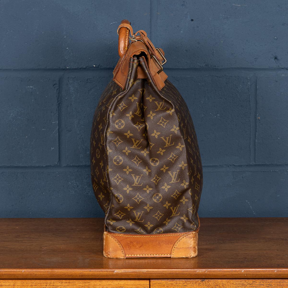 Louis Vuitton Steamer 35 Tasche aus Segeltuch mit Monogramm aus dem 20. Jahrhundert, hergestellt in Frankreich (Messing) im Angebot