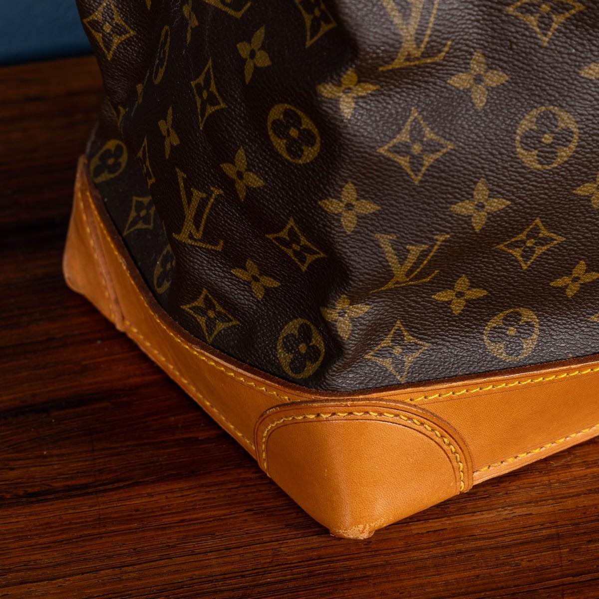 20th Century Louis Vuitton Steamer 45 Bag In Monogram Canvas, Made In France For Sale 10