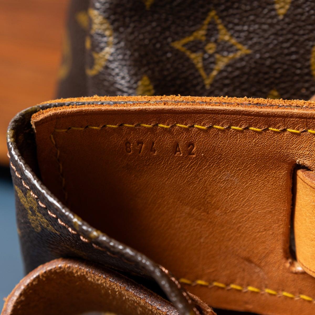 20th Century Louis Vuitton Steamer 65 Bag In Monogram Canvas, Made In France For Sale 2