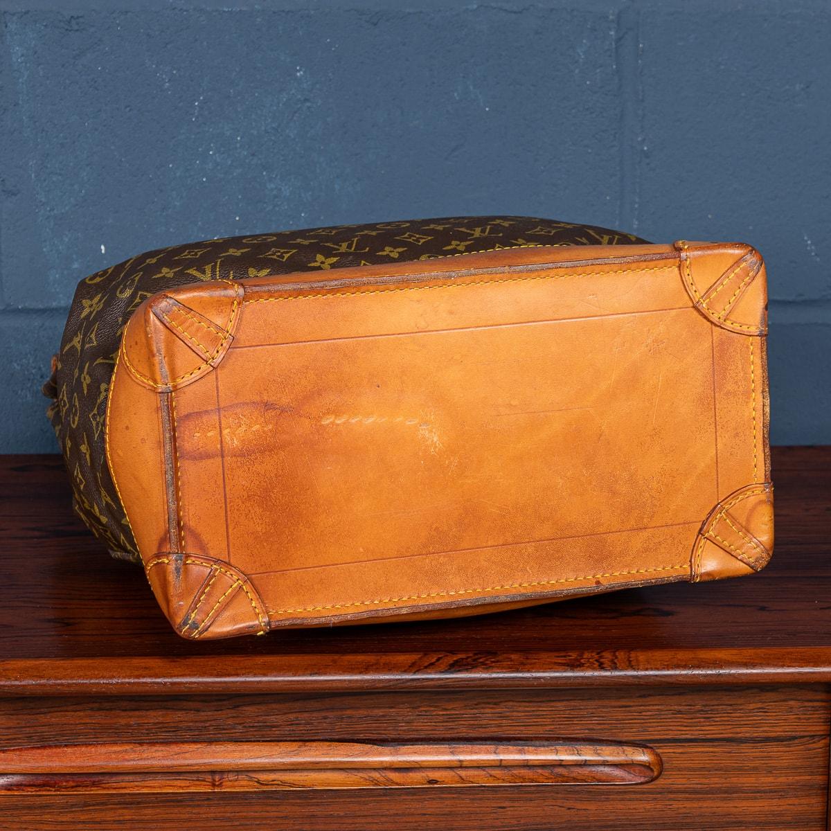 Louis Vuitton Dampfertasche aus Segeltuch mit Monogramm aus dem 20. Jahrhundert, hergestellt in Frankreich (Leder) im Angebot