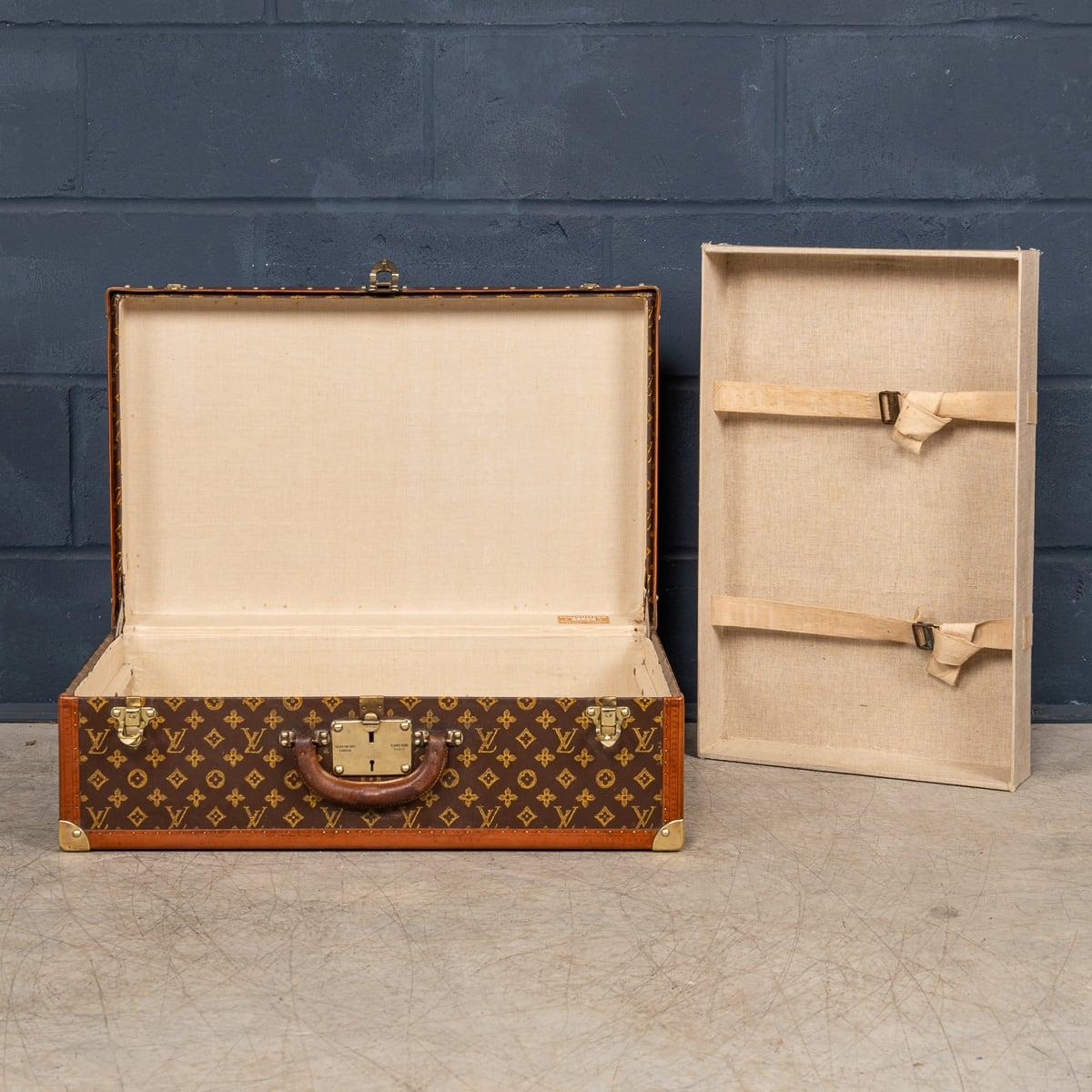 20th Century Louis Vuitton Suitcase In Monogram Canvas, France c.1940 5