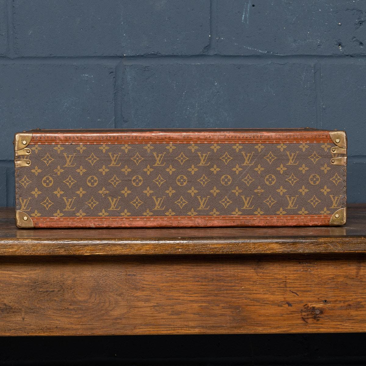 20th Century Louis Vuitton Suitcase In Monogram Canvas, France, c.1970 In Good Condition In Royal Tunbridge Wells, Kent