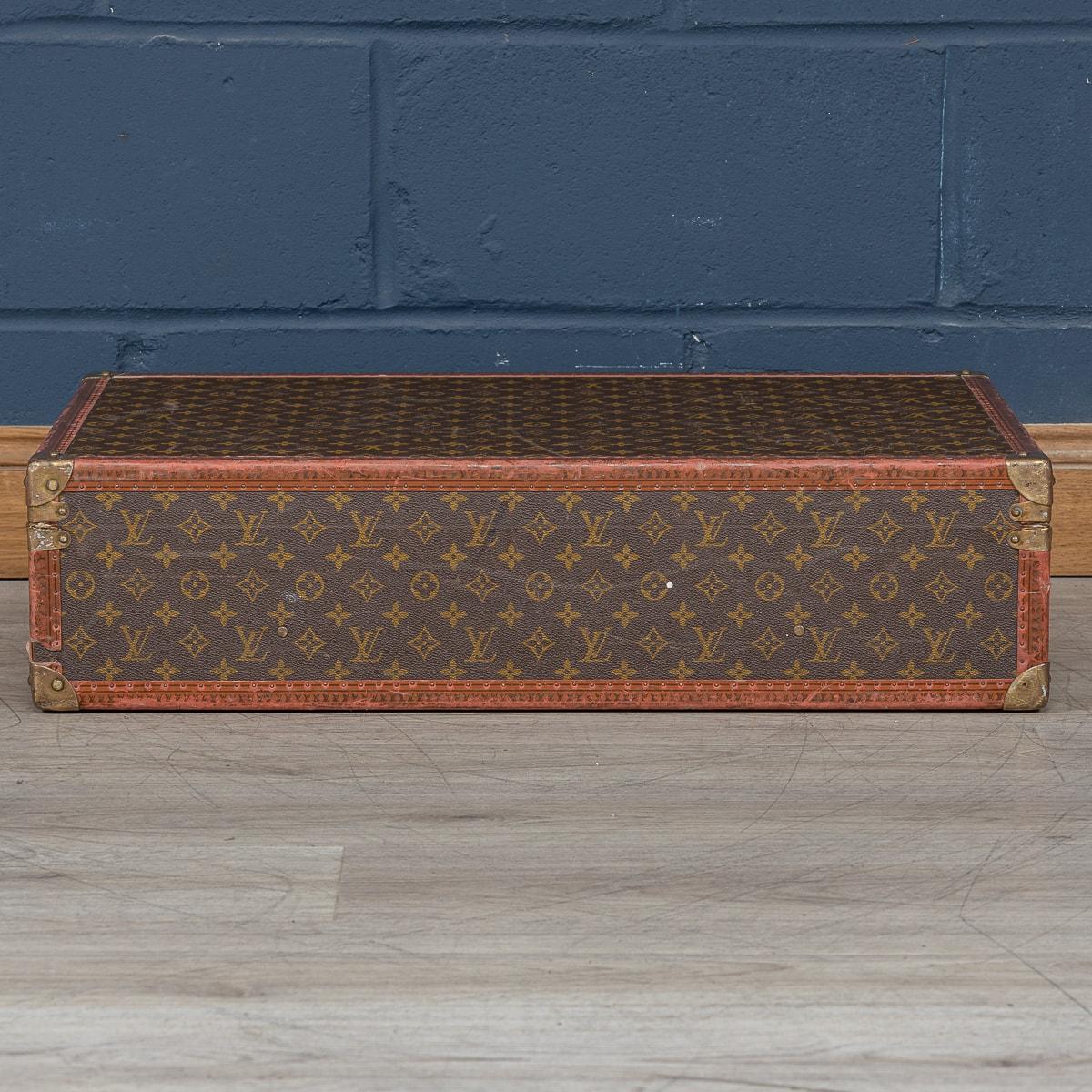 French 20th Century Louis Vuitton Suitcase In Monogram Canvas, France c.1970 For Sale