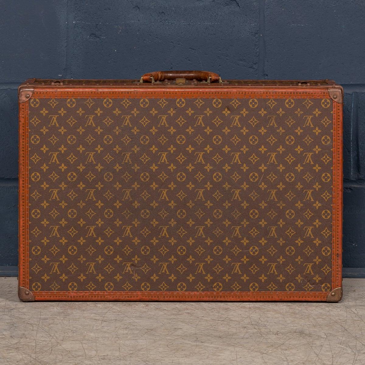 20th Century Louis Vuitton Suitcase In Monogram Canvas, France c.1970 1