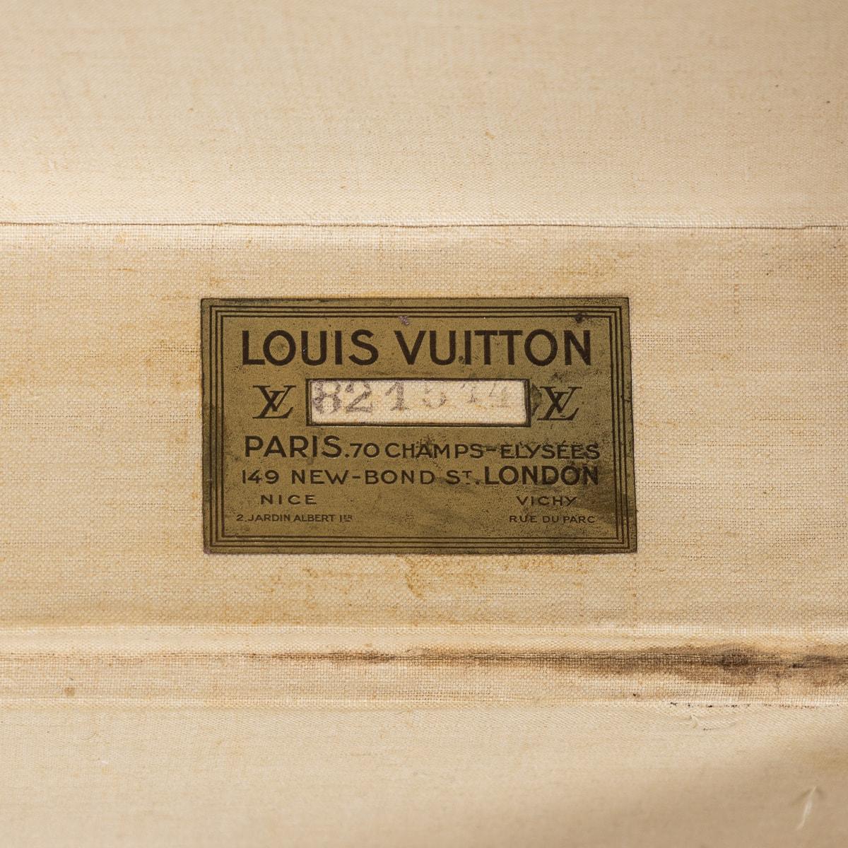 20th Century Louis Vuitton Suitcase In Monogram Canvas, France 5