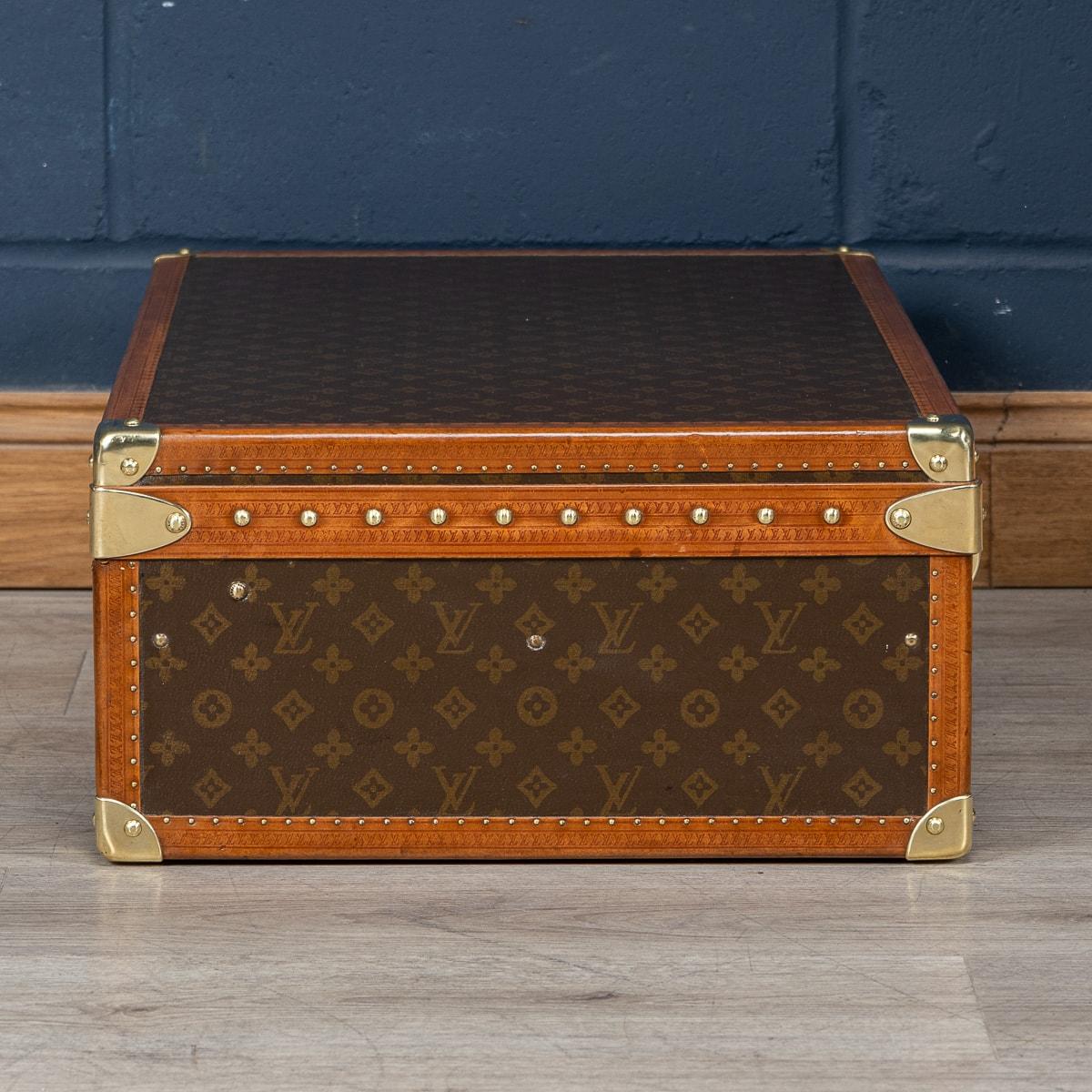 20th Century Louis Vuitton Suitcase In Monogram Canvas, France In Good Condition In Royal Tunbridge Wells, Kent