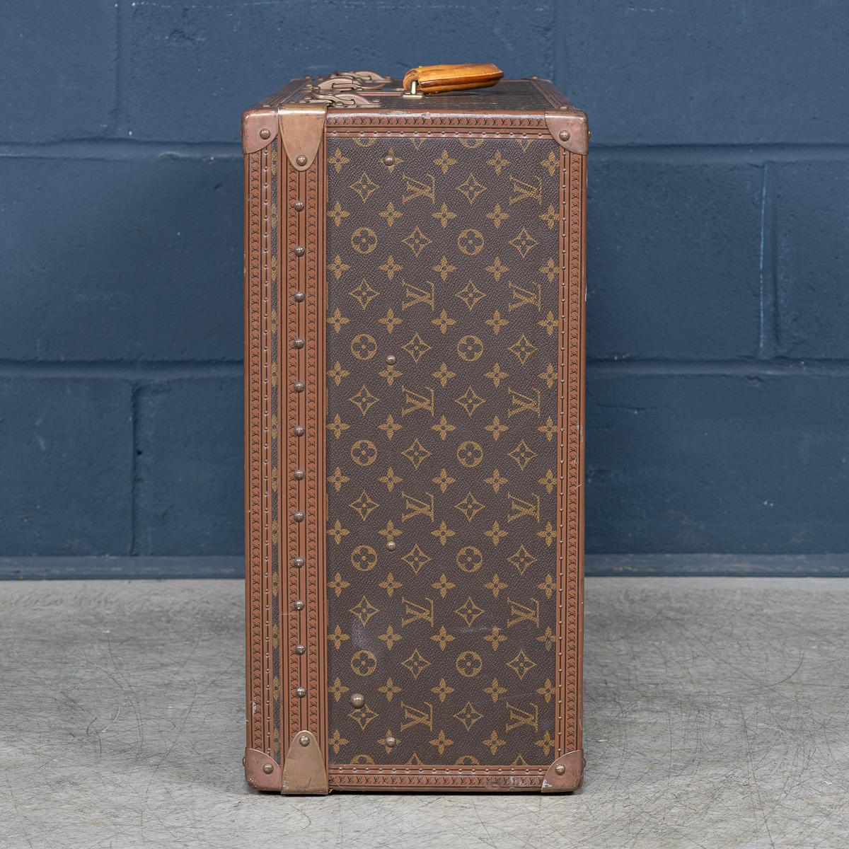 Laiton Valise Louis Vuitton du 20ème siècle en toile à monogrammes, France en vente