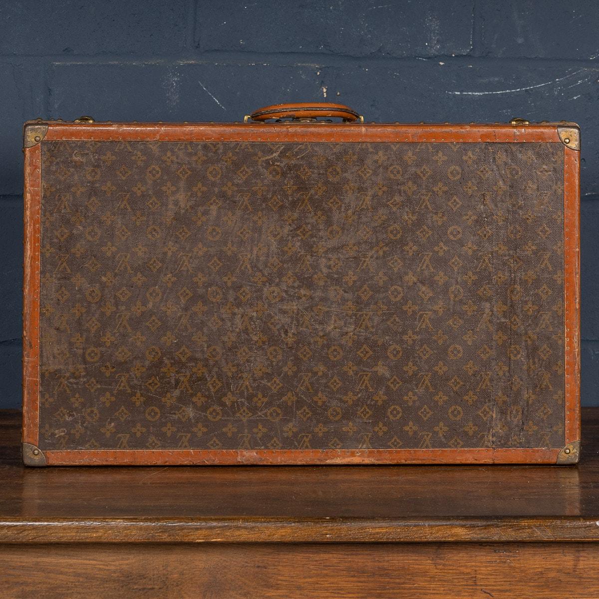 20th Century Louis Vuitton Suitcase In Monogram Canvas, Paris 3