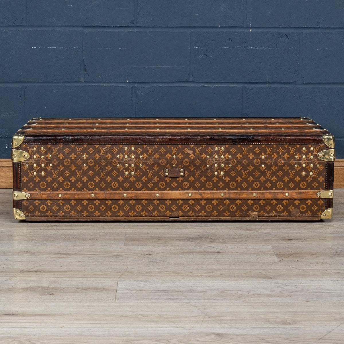 20th Century Louis Vuitton Trunk, France c.1910 In Good Condition For Sale In Royal Tunbridge Wells, Kent
