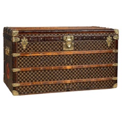 Louis Vuitton Decorative Objects - 13 For Sale at 1stDibs