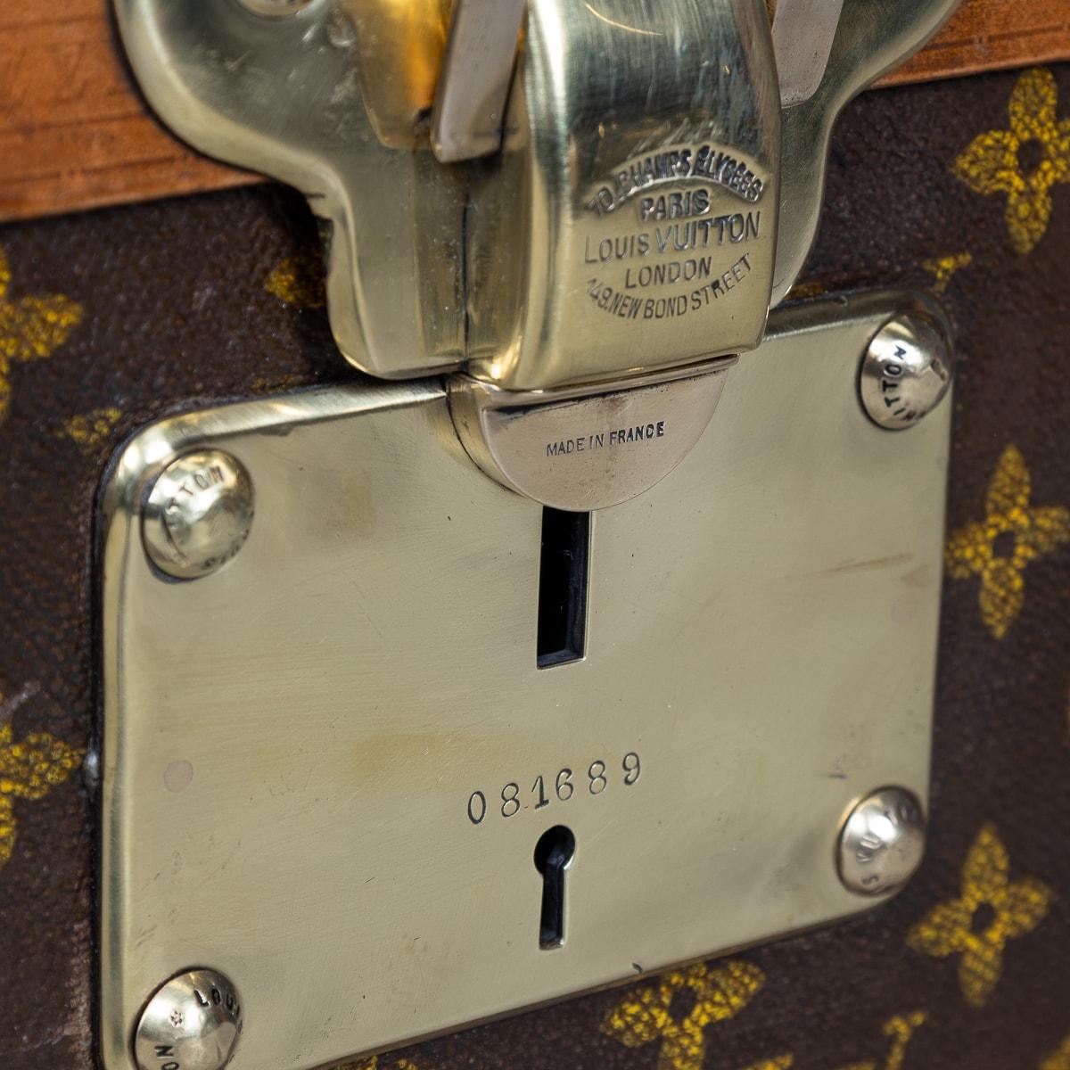 Louis Vuitton-Koffer aus Monogramm-Leinwand des 20. Jahrhunderts, hergestellt in Frankreich um 1930 im Angebot 5