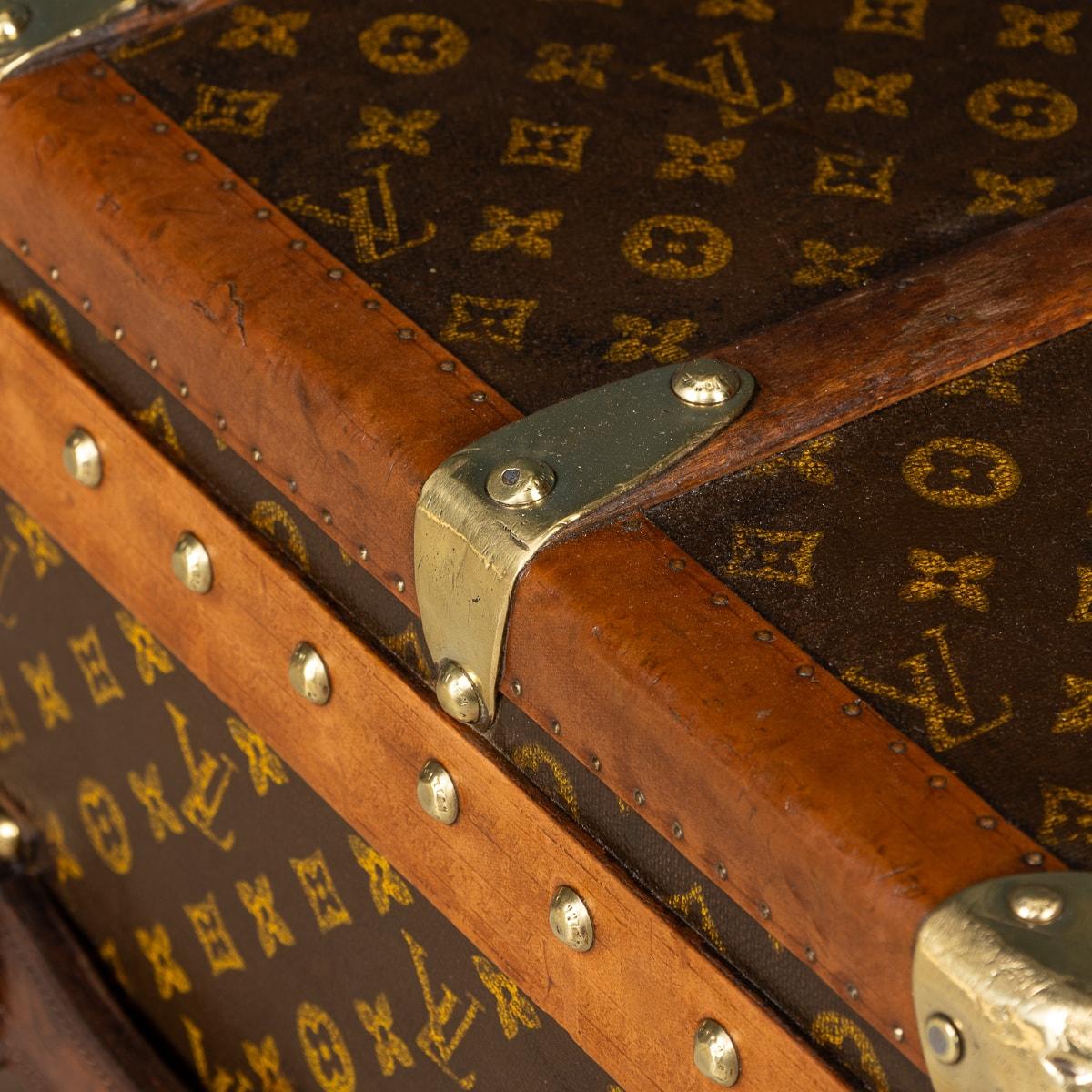 Louis Vuitton-Koffer aus Monogramm-Leinwand des 20. Jahrhunderts, hergestellt in Frankreich um 1930 im Angebot 8