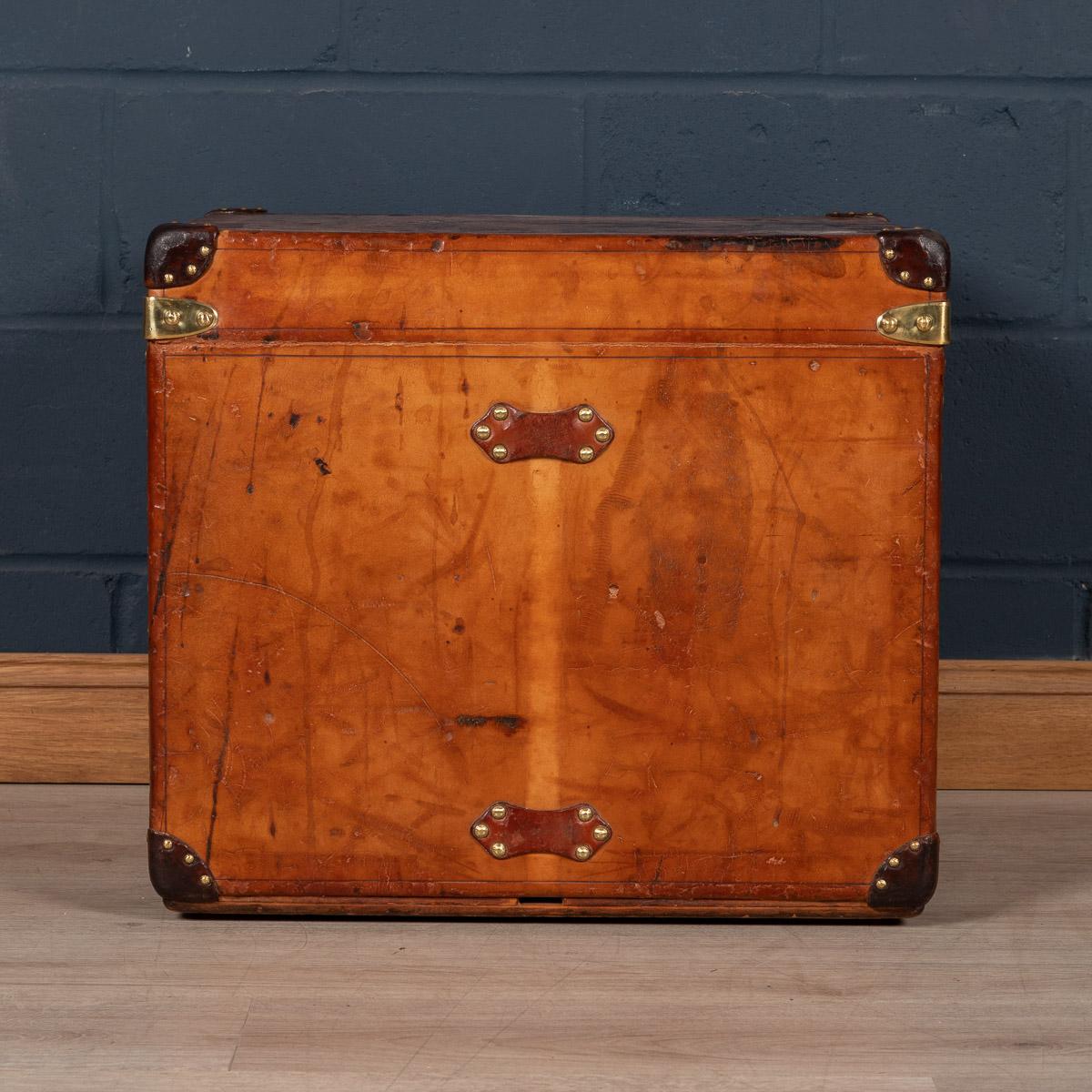 20th Century Louis Vuitton Trunk in Natural Cow Hide, Paris, c.1900 In Good Condition For Sale In Royal Tunbridge Wells, Kent