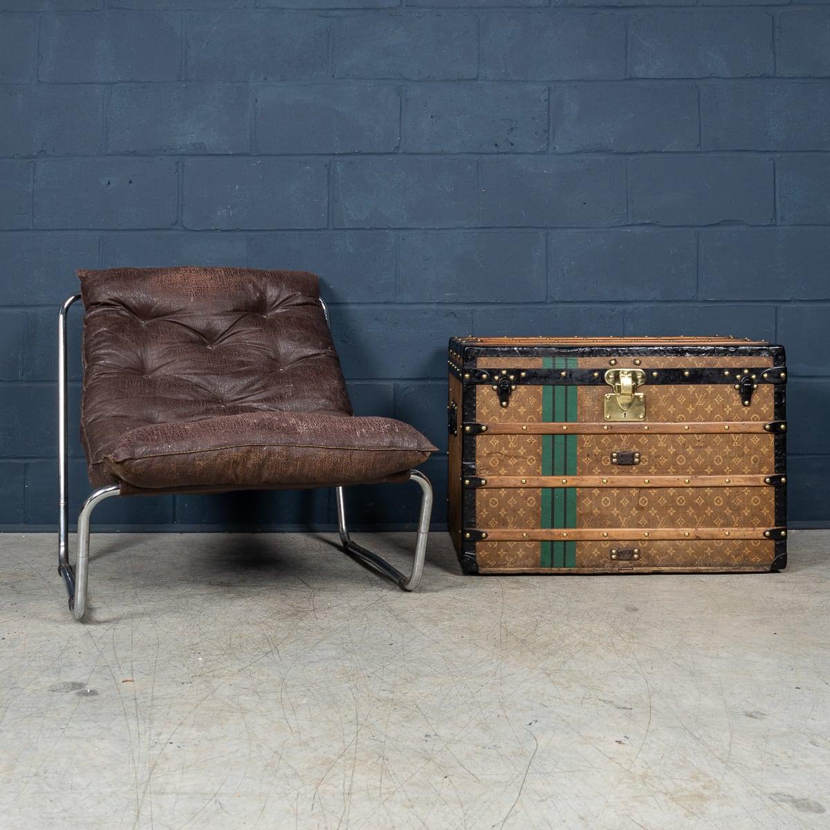 Altro Baule Louis Vuitton del XX secolo in tela intrecciata, Francia, c.C. in vendita