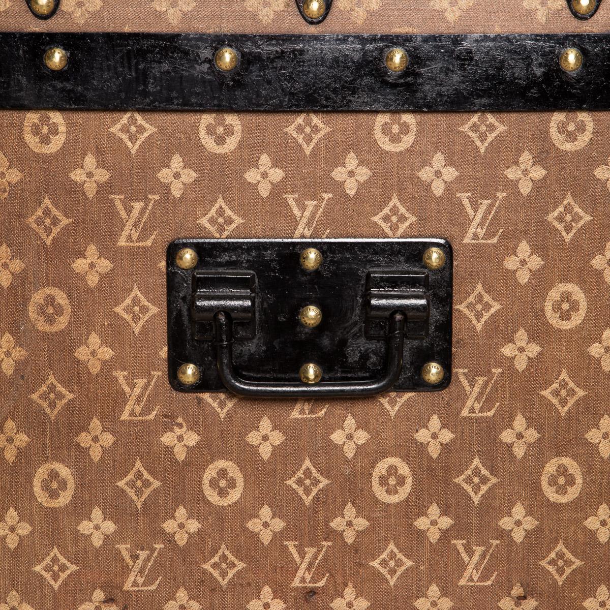 20th Century Louis Vuitton Trunk in Woven Canvas, Paris, с.1900 11