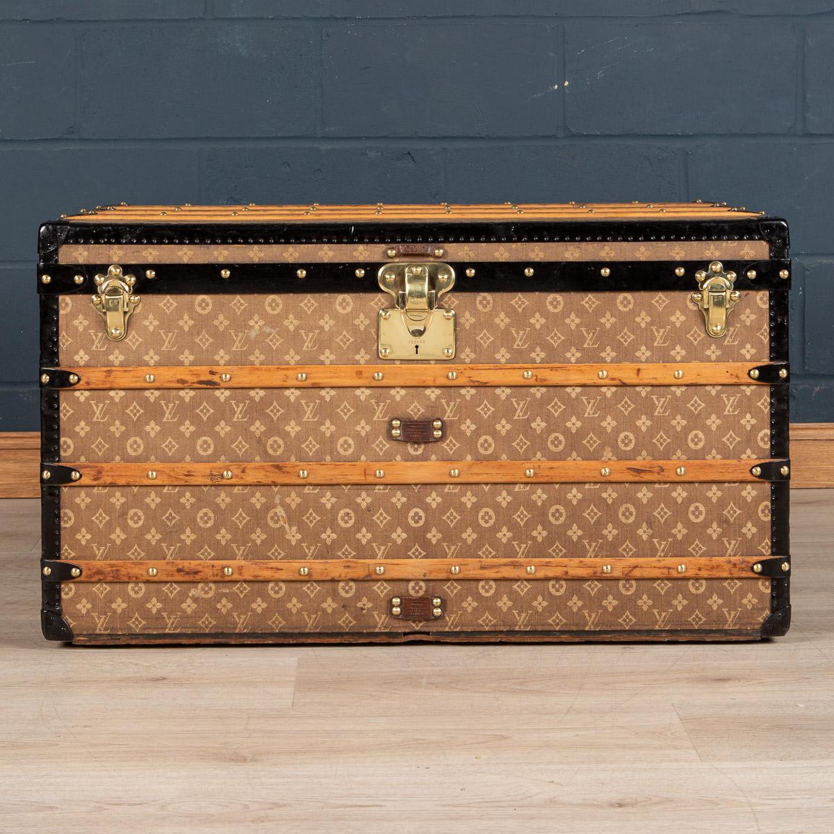 20th Century Louis Vuitton Trunk in Woven Canvas, Paris, с.1900 In Good Condition In Royal Tunbridge Wells, Kent
