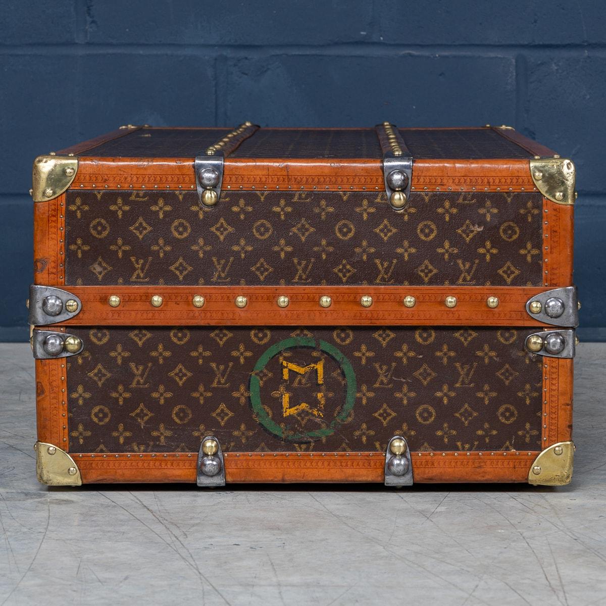 20th Century Louis Vuitton Wardrobe Trunk In Monogram Canvas, France c.1930 4