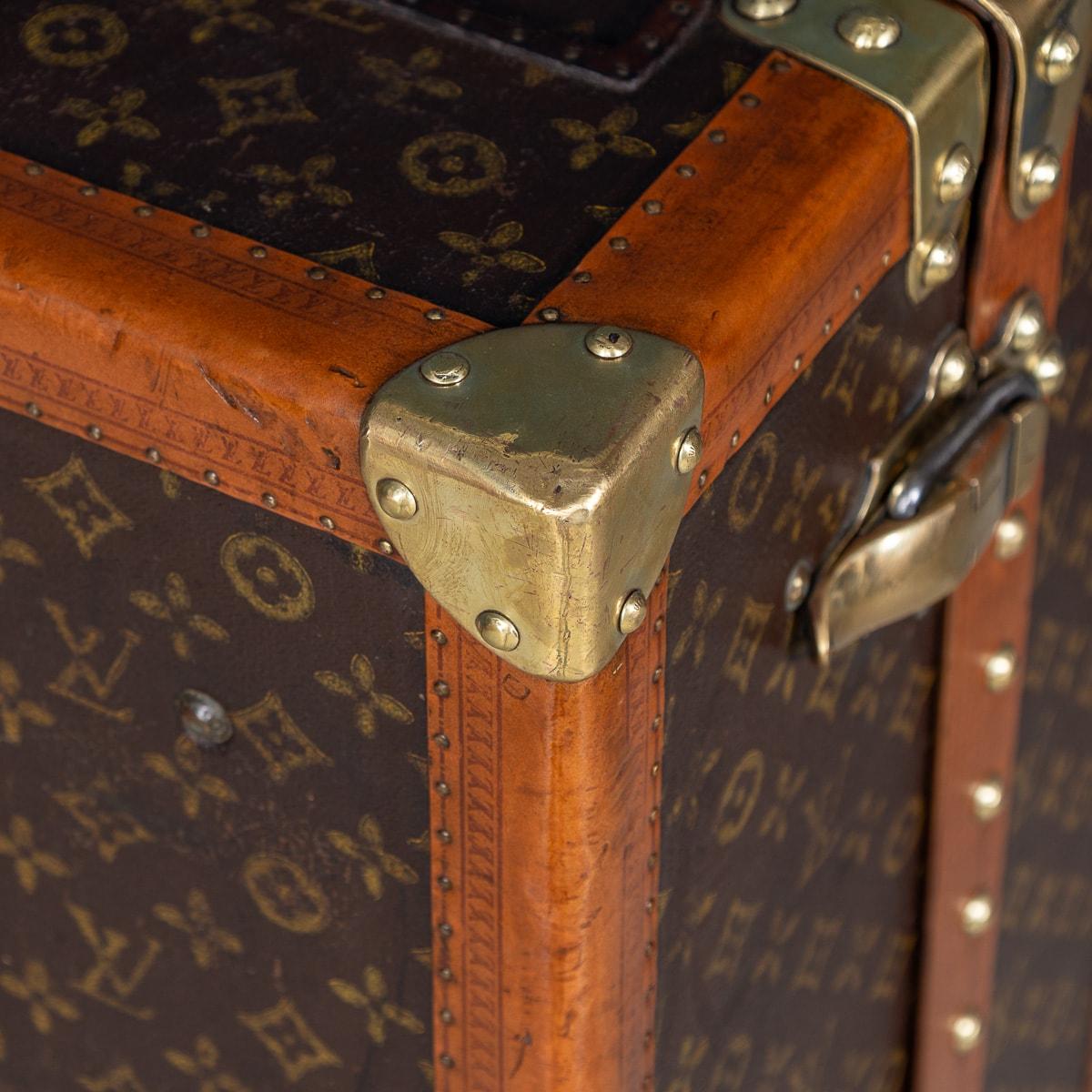 20th Century Louis Vuitton Wardrobe Trunk In Monogram Canvas, France c.1930 12