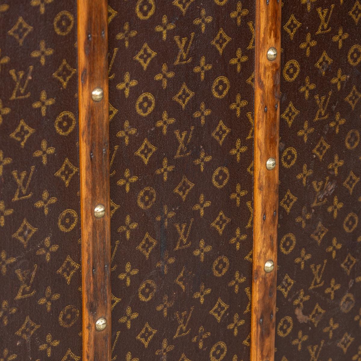 20th Century Louis Vuitton Wardrobe Trunk In Monogram Canvas, France c.1930 14