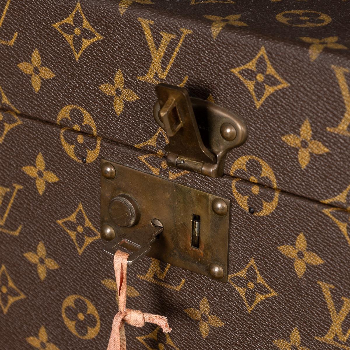 20th Century Louis Vuitton Wig Trunk In Monogram Canvas, Made In France c.1970 10