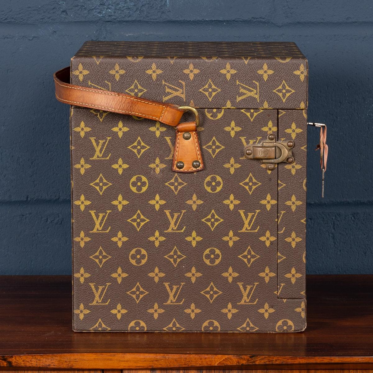 20th Century Louis Vuitton Wig Trunk In Monogram Canvas, Made In France c.1970 In Good Condition In Royal Tunbridge Wells, Kent