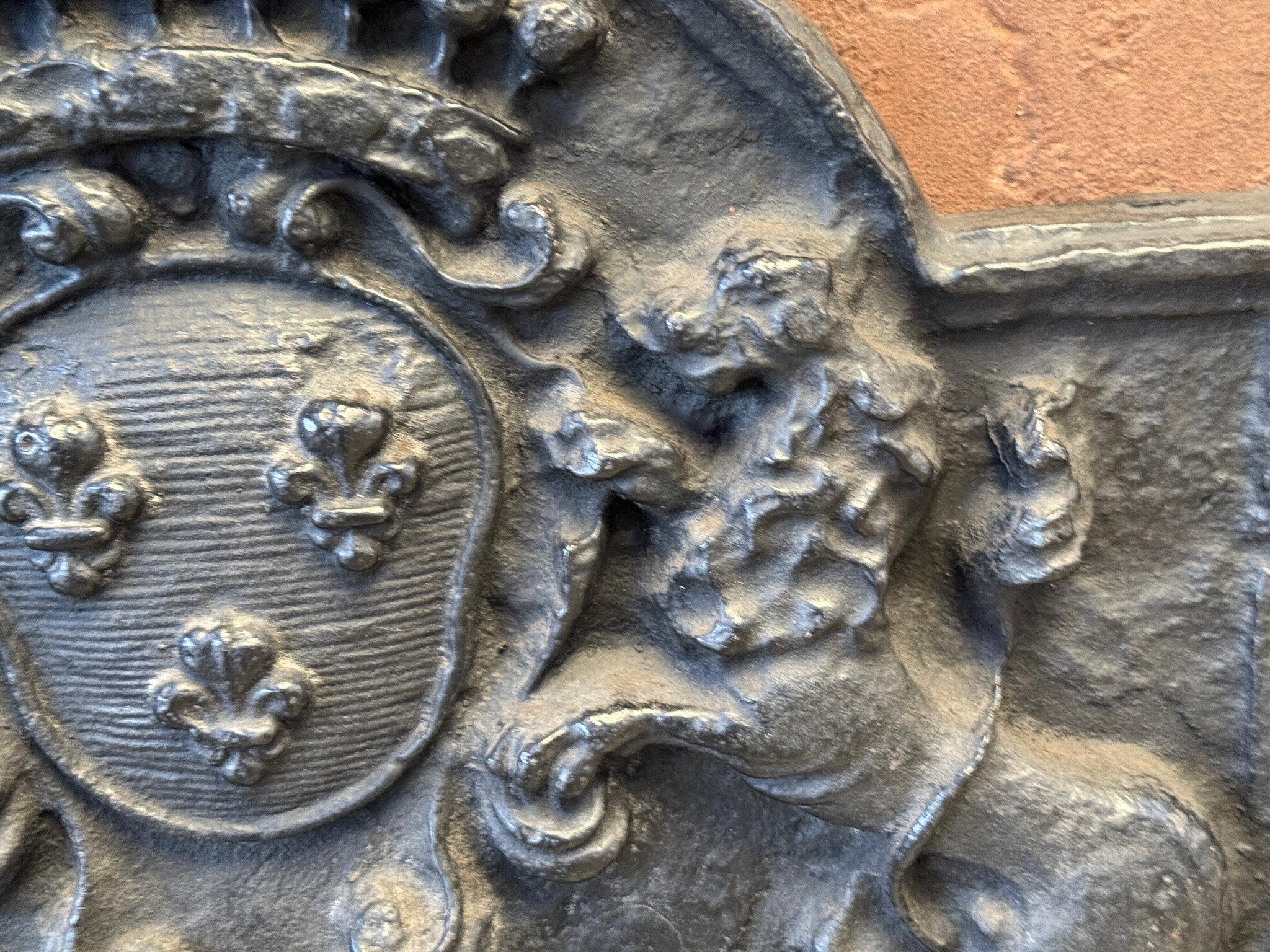 20th Century Louis XIV Style 'Arms of France' Fireback / Backsplash For Sale 1