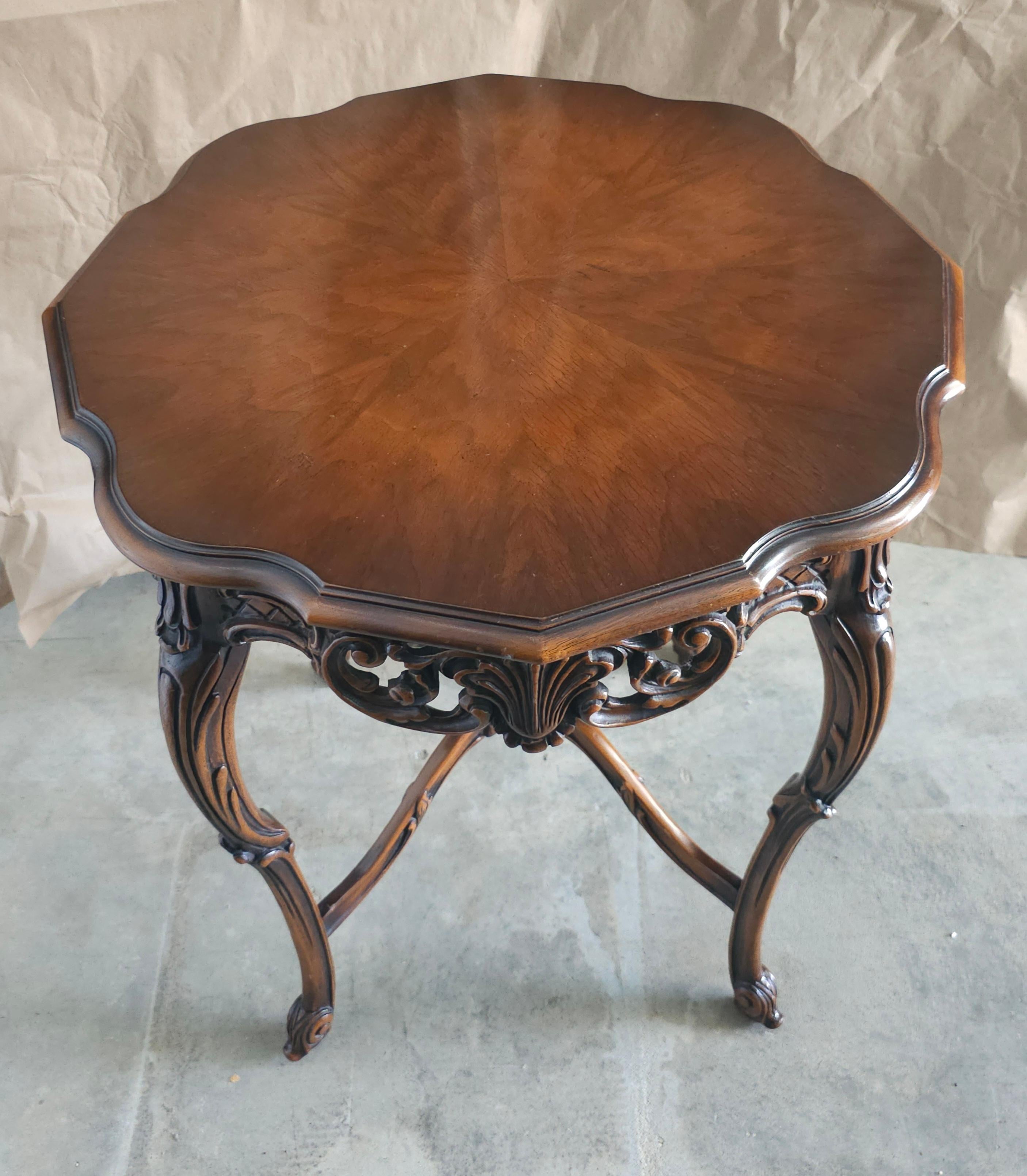 20th Century Louis XV Provincial Style Carved Walnut Gueridon Table In Good Condition For Sale In Germantown, MD
