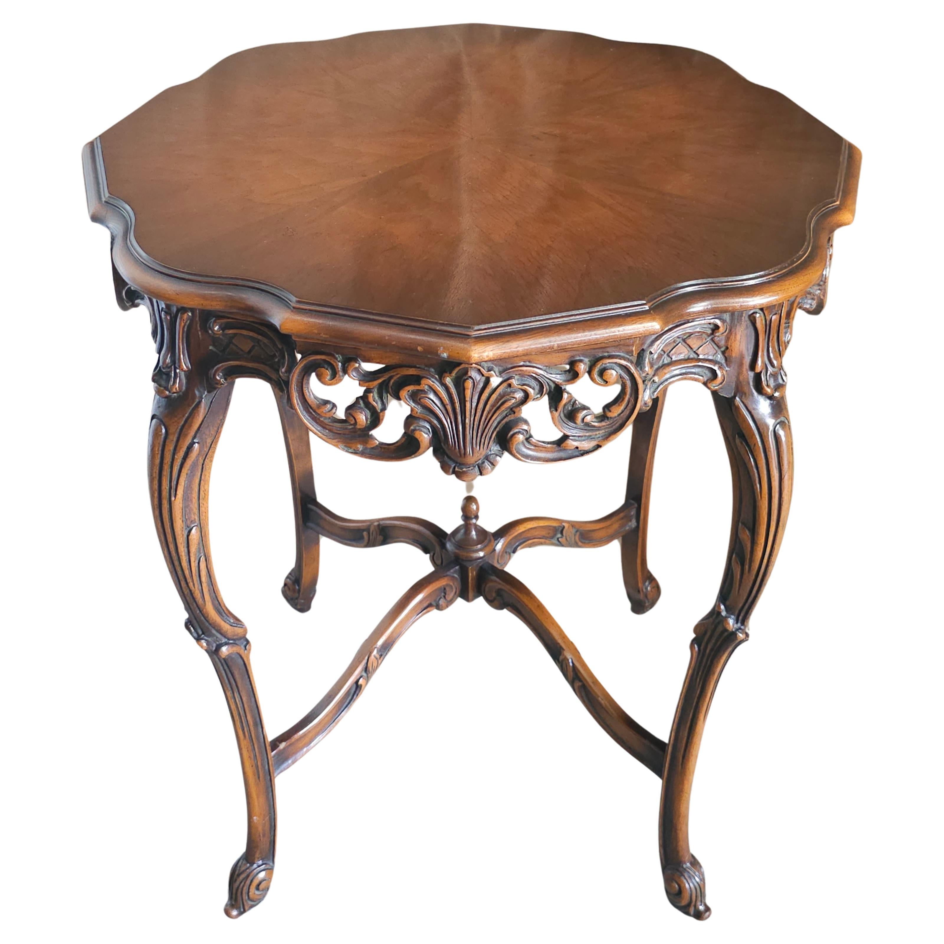 20th Century Louis XV Provincial Style Carved Walnut Gueridon Table For Sale